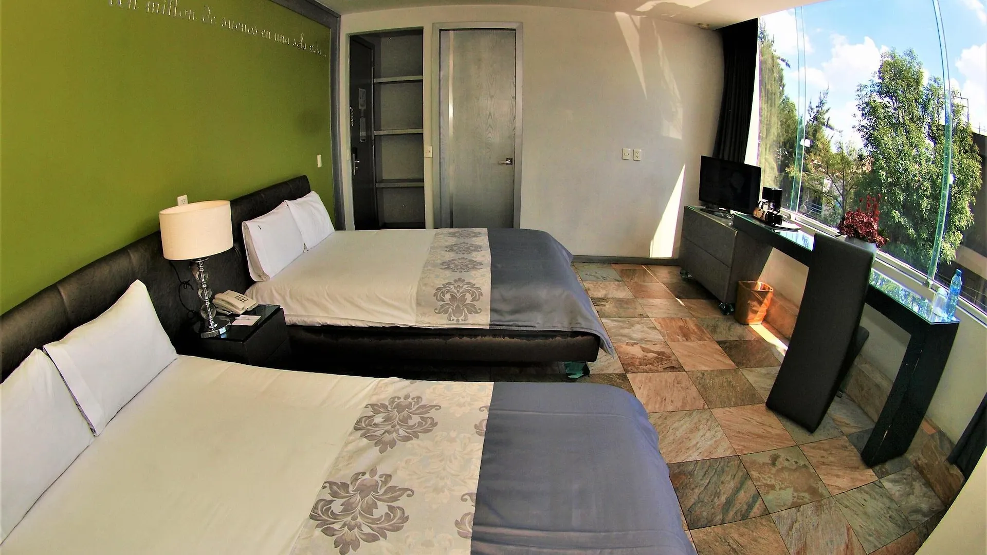 Hotel Vista Hermosa contacts